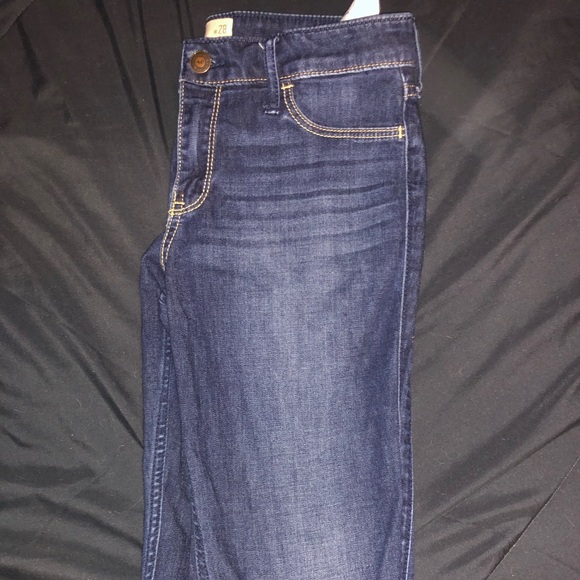 Hollister Jeans - Picture 2 of 2
